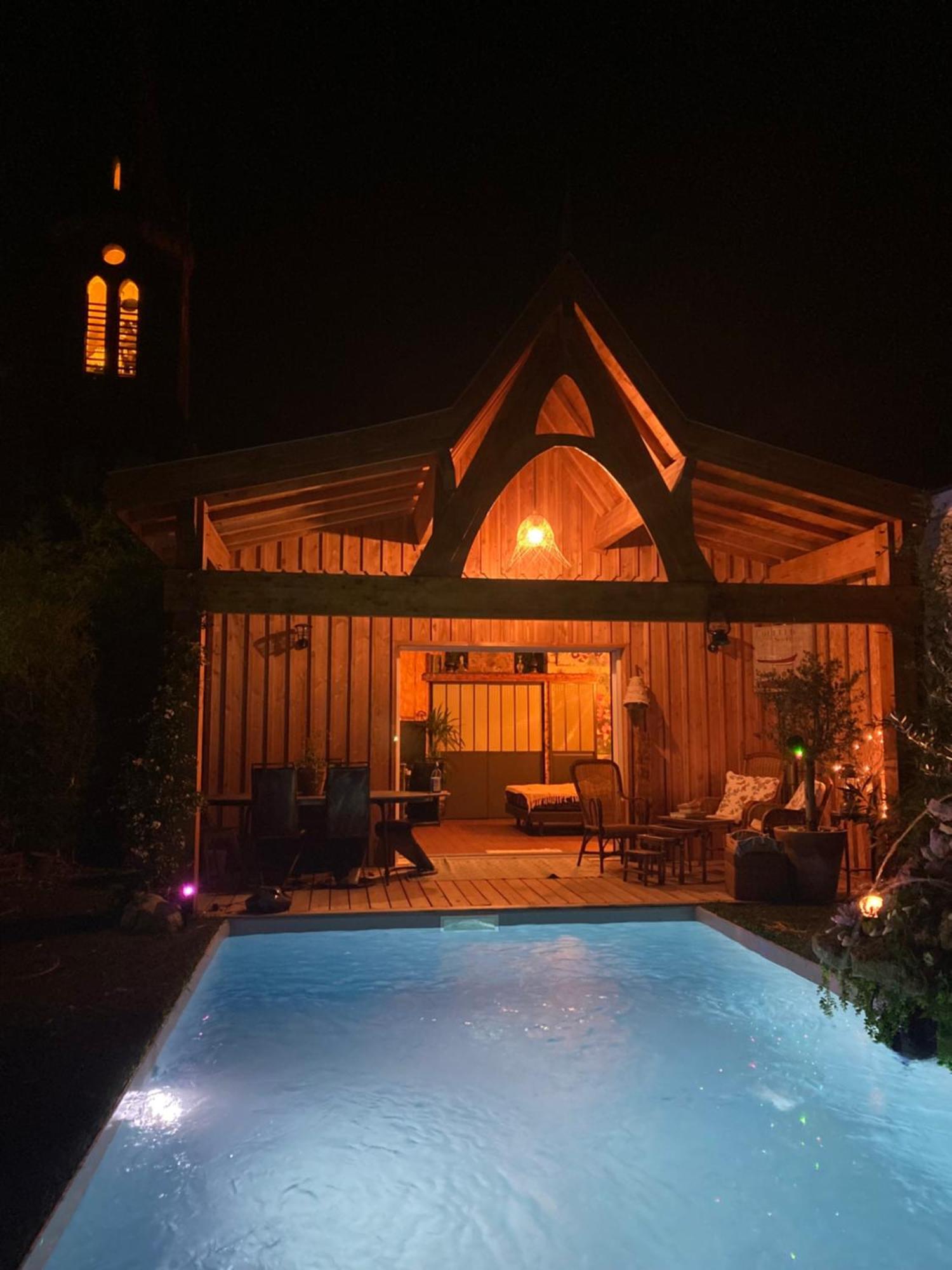 Chalet Atypique Vue Piscine Chauffee Гюжан-Местрас Экстерьер фото
